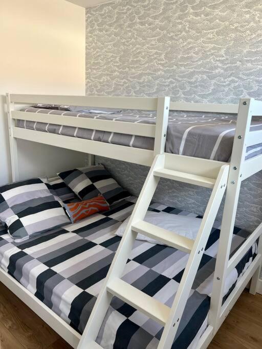 Appartement T4 Avec Vue Mer Pour 7 Personnes 瓦尔拉普拉日 外观 照片